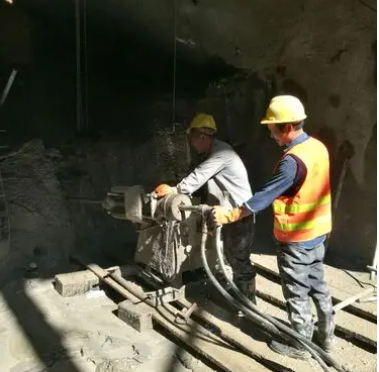 城子河水下抗分散灌浆料特点 水下不分散注浆料介绍